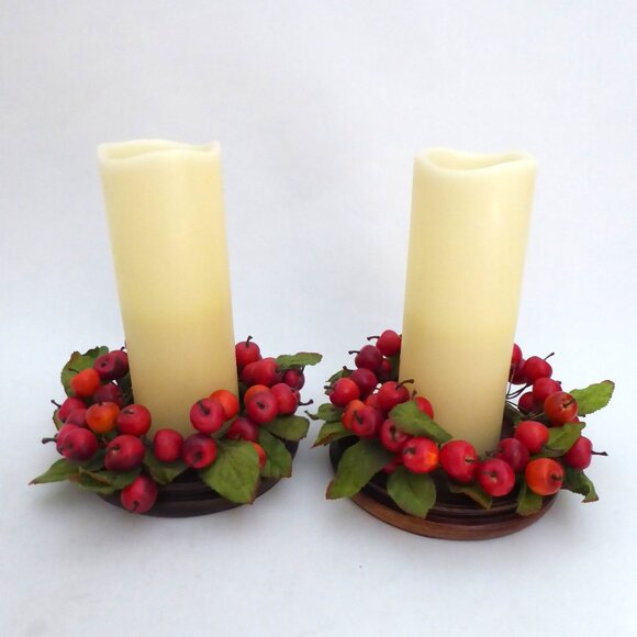 9” CHRISTMAS HOLIDAY CRANBERRY WREATH CANDLE HOLDER CENTERPIECE SET - Picture 2 of 15